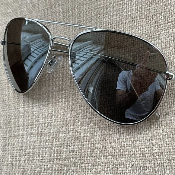 Fashion Sunglasses Silver Tone Frame Aviator Shape Unisex Eye Wear - Picture 3 of 12